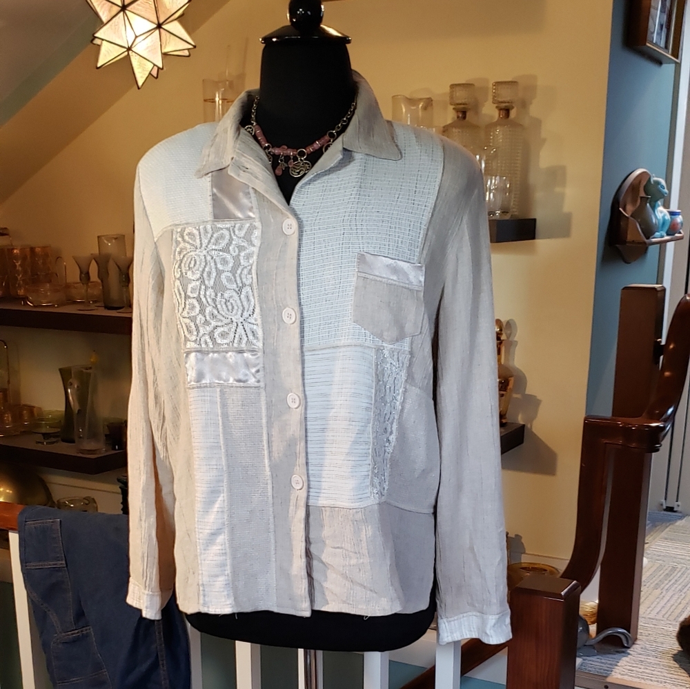 Vintage Tommy and LouLou Womens Patch Pattern Beige Button Front Tunic